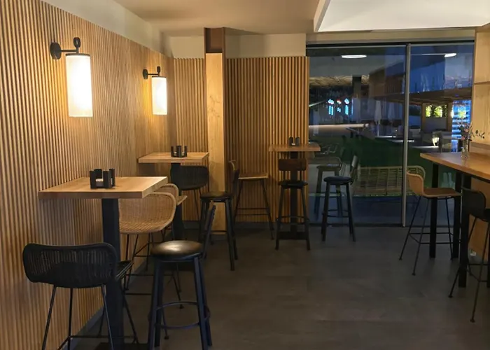 Miralrio Hotel Cacabelos (Leon)