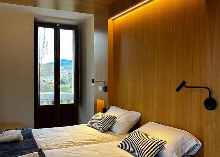 Hotel Miralrio Cacabelos (Leon)